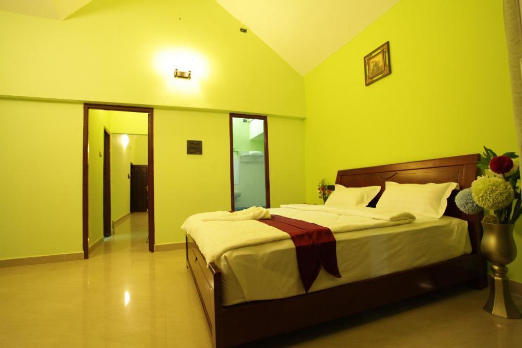 Golden Nest Hotel Yercaud Buitenkant foto